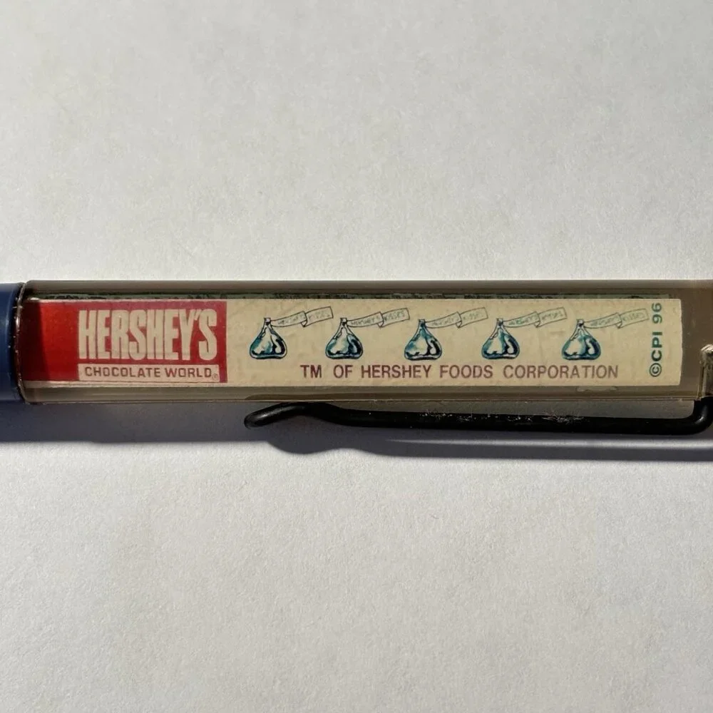 Hershey's Chocolate World Floaty Pen Holstein Cow Moves Past Farm Souvenir Vtg